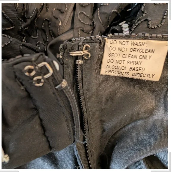 Pre-owned   Vintage Stenay Black and Silver Embroidered Blouse.100%Silk - Picture 8 of 9